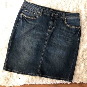 Earl jean skirt sz 12